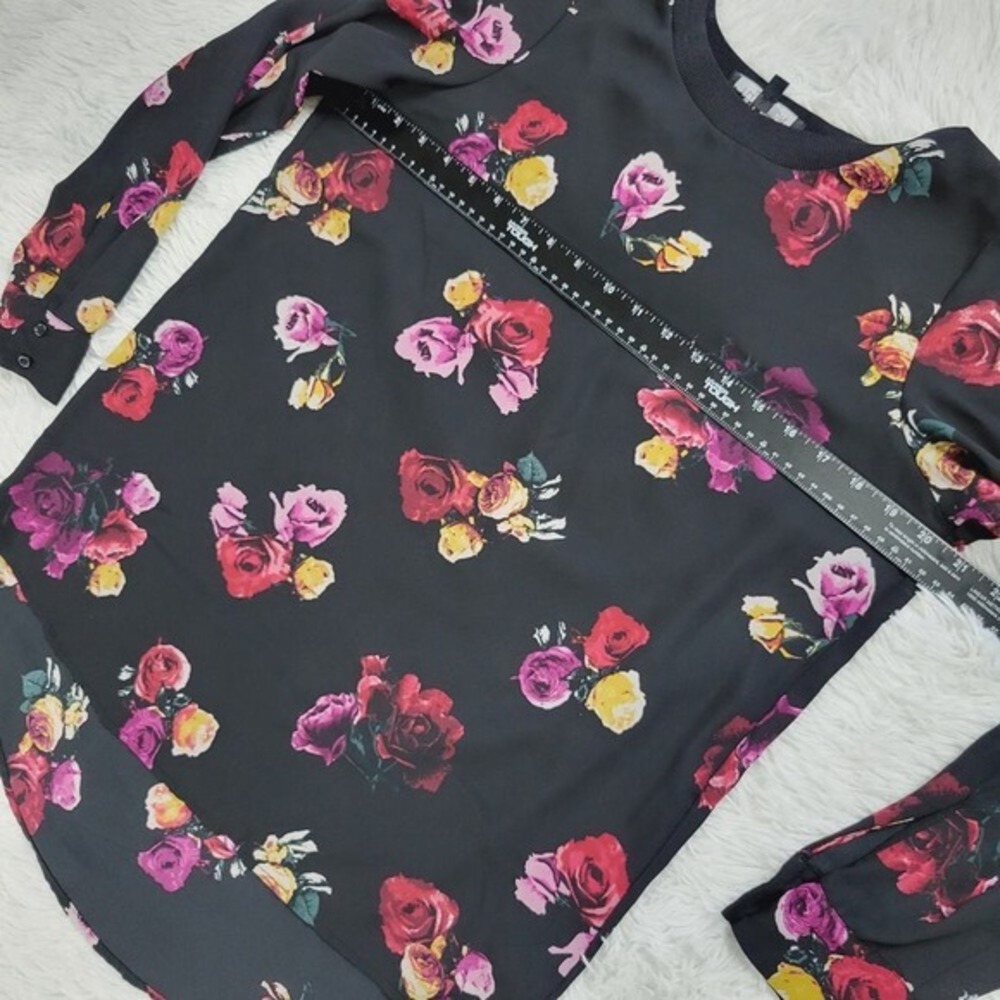 Black Rose Floral Print‎ Long Sleeve Top Women's Size M - Picture 3 of 5
